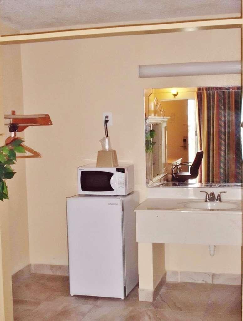 America'S Best Inn & Suites-Лейкленд Номер фото