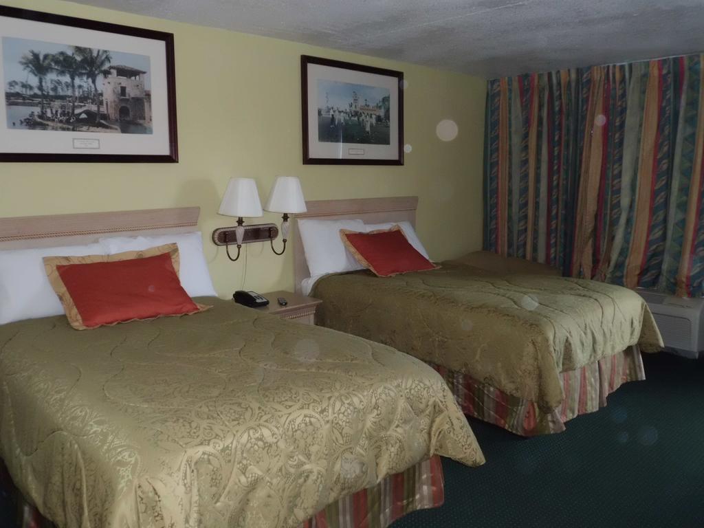 America'S Best Inn & Suites-Лейкленд Экстерьер фото