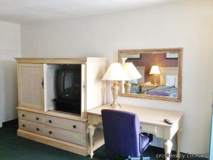 America'S Best Inn & Suites-Лейкленд Экстерьер фото